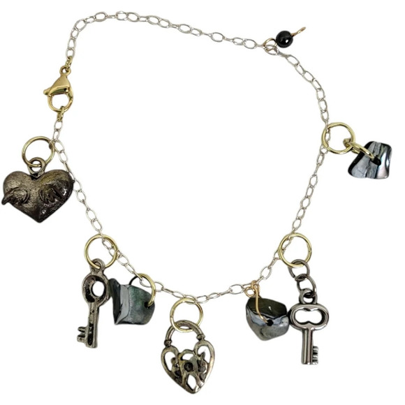 Sterling Silver Skeleton Key charm heart bracelet - Picture 5 of 6